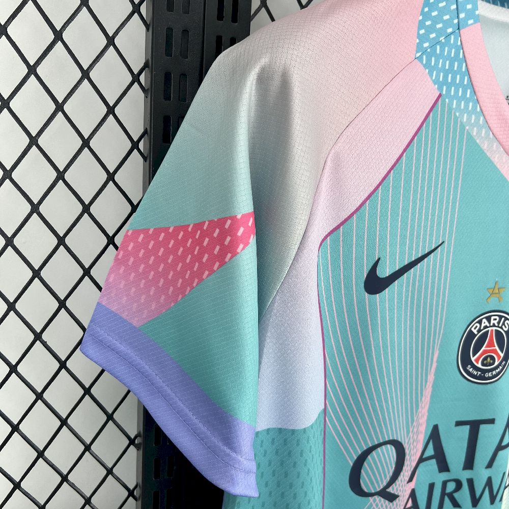 PSG Paris Saint Germain maillot foot concept bleu 2025 2026