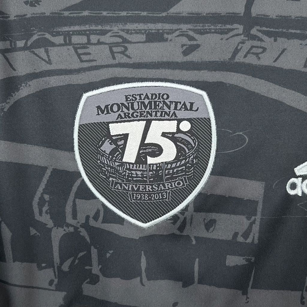 River Plater maillot foot 70ème anniversaire 2013 2014 retro