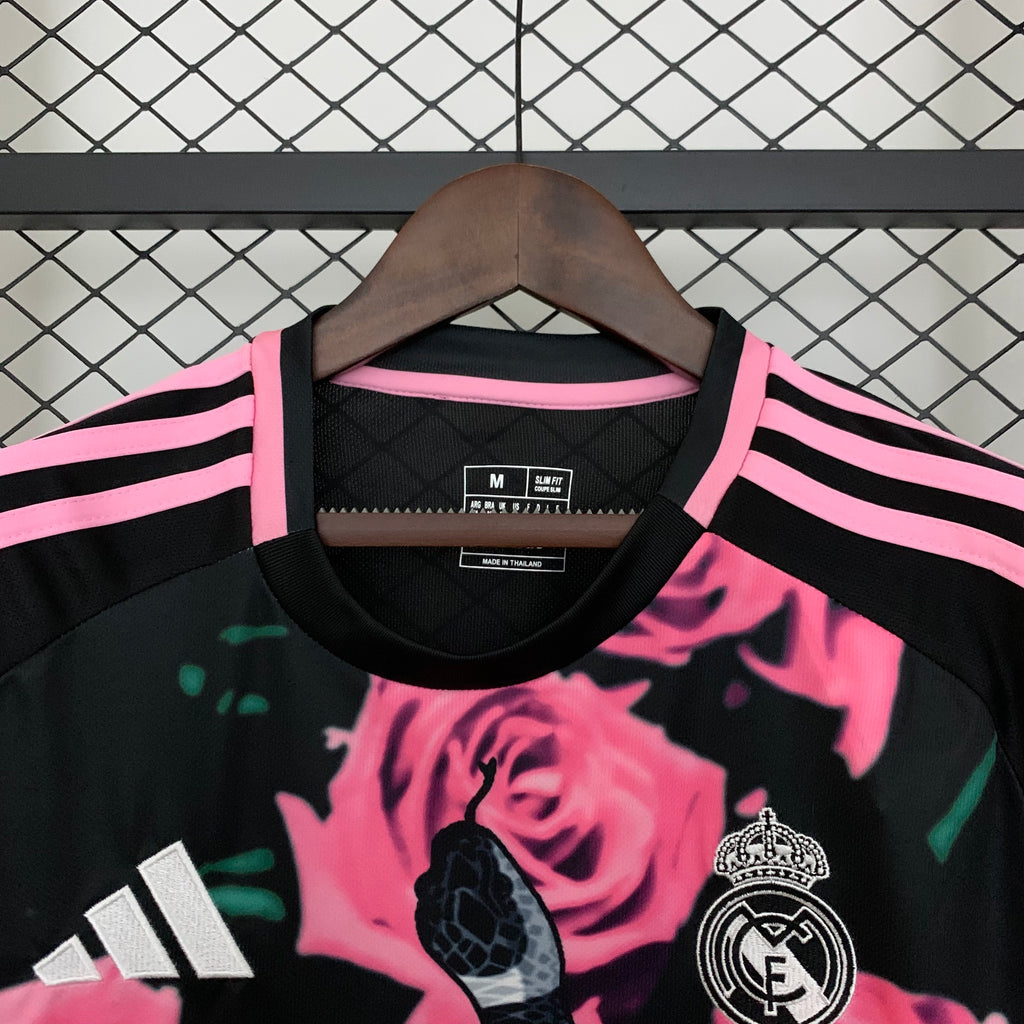 Real Madrid maillot foot concept 2025 2026