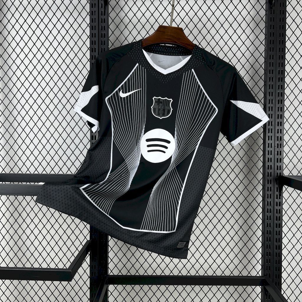 FC Barcelone maillot foot noir 2026 2027 concept