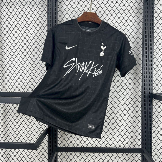 Tottenham maillot foot concept 2025 2026
