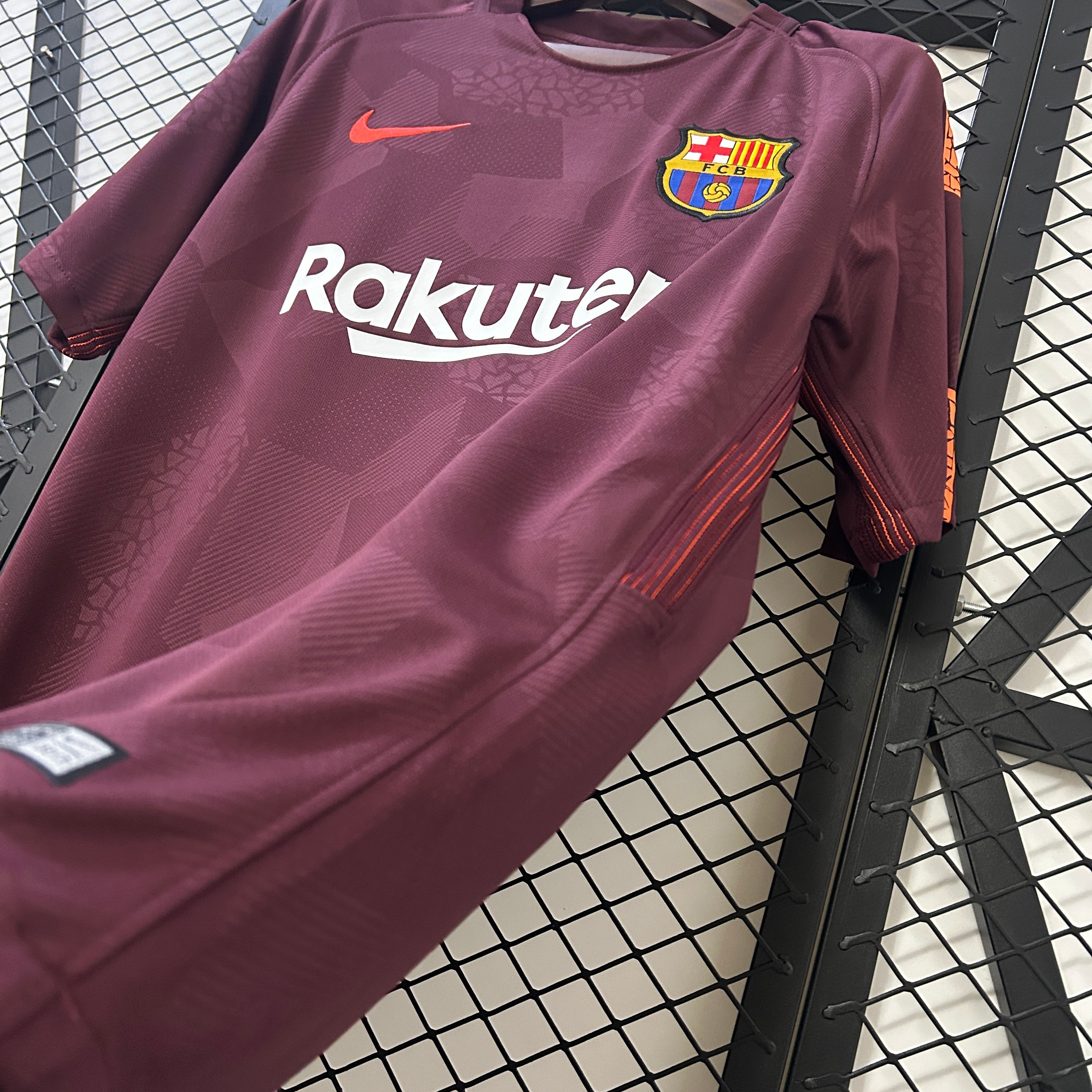 FC Barcelone maillot foot 2017 2018  retro