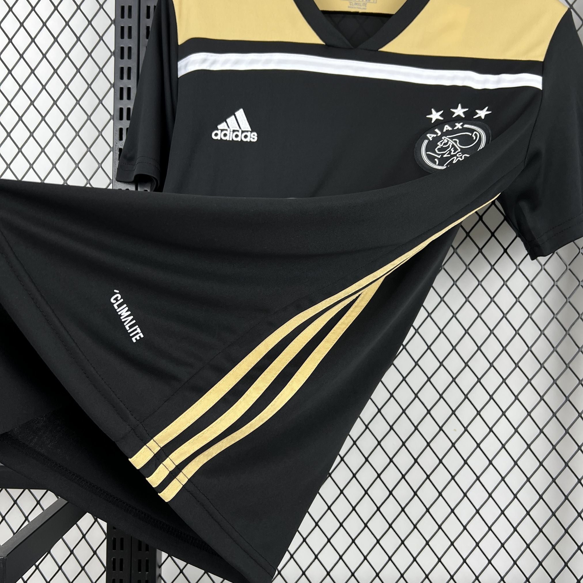 AJAX maillot foot retro 2018 2019